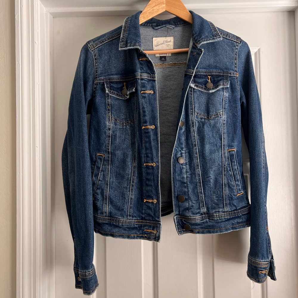 Universal Thread Denim Jacket XS Classic Blue Jean Jacket Freeborn Style